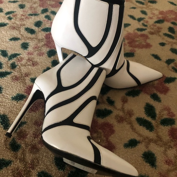Balenciaga botties - Picture 1 of 2